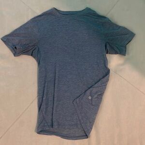 Lululemon short sleeve shirt